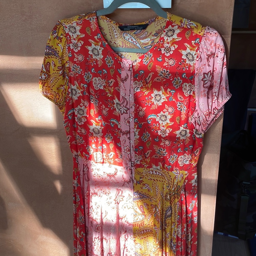 Stunning Zara dress from their premium Collection line